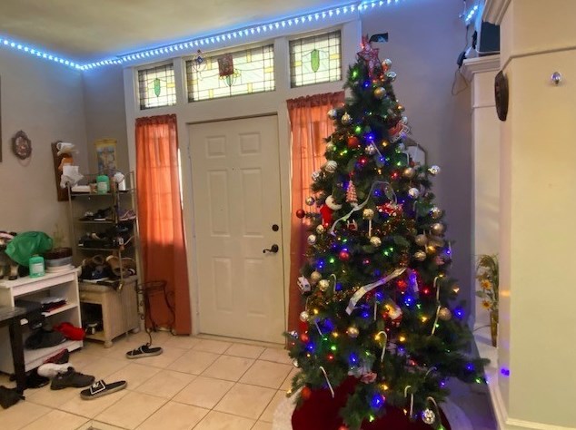 930 Maplewood Ave, Ambridge, PA 15003