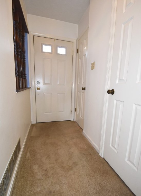 1333 Quail Run Cir, Bethel Park, PA 15102-3143