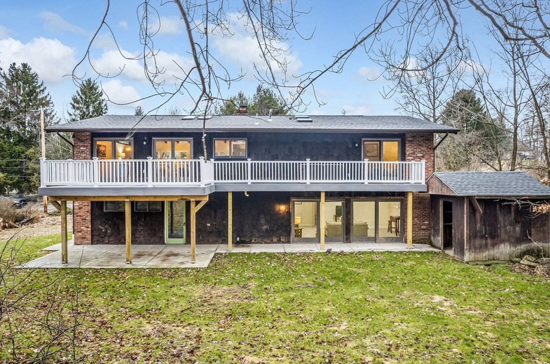 2772 Clearview Rd, Allison Park, PA 15101-3109