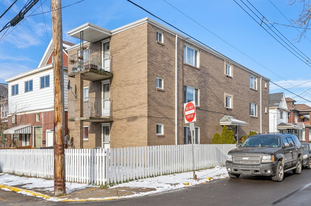 401 Albert St, Turtle Creek, PA 15145
