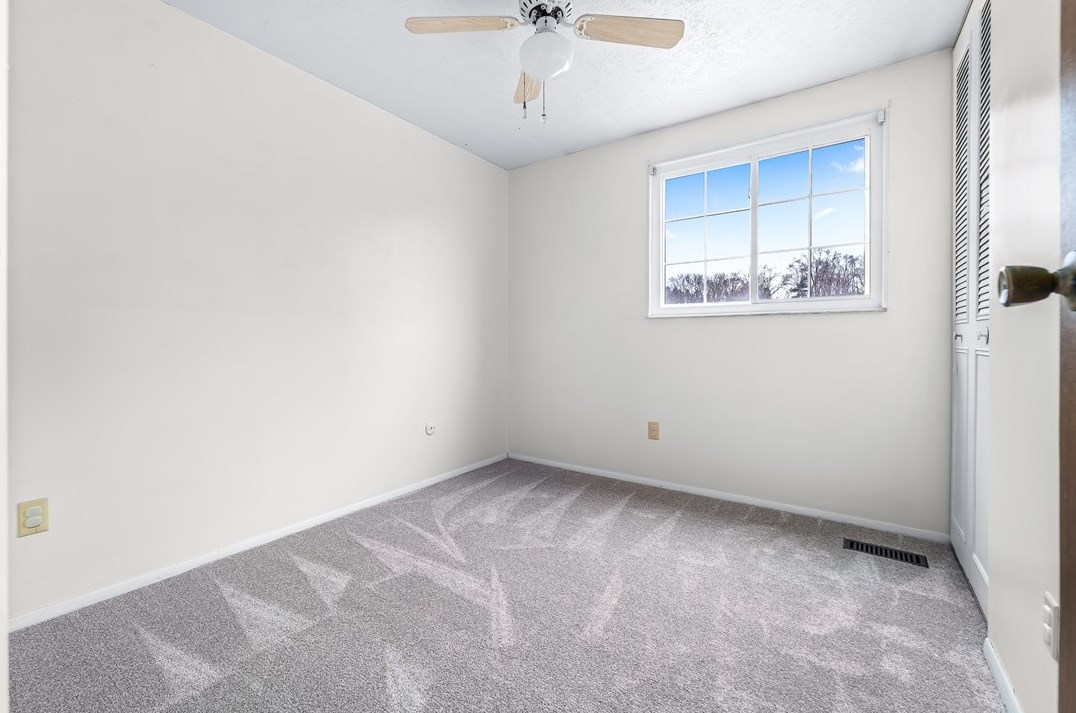 208 Wheatfield Dr, Greensburg PA  15601-4739 exterior