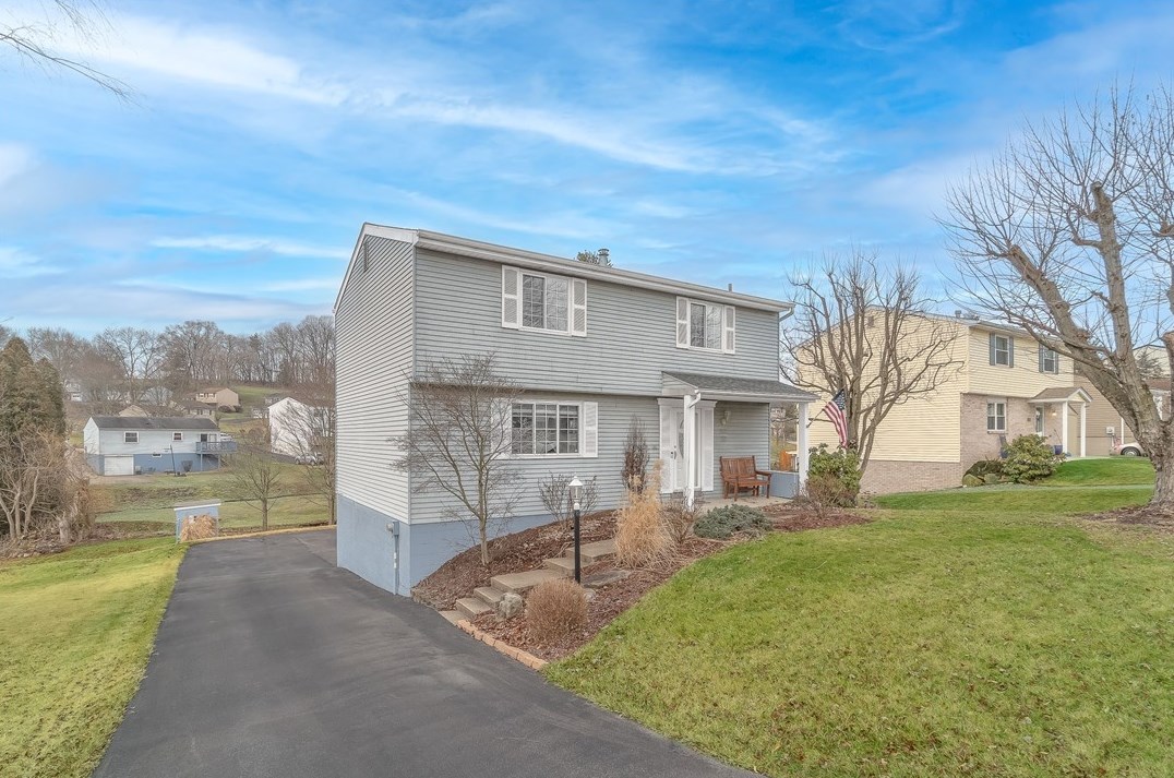208 Wheatfield Dr, Greensburg, PA 15601
