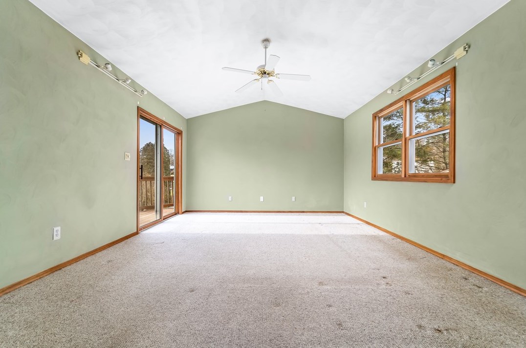 208 Wheatfield Dr, Greensburg PA  15601-4739 exterior