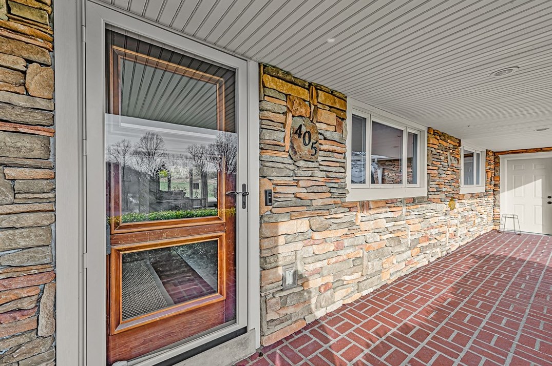 405 North Dr, Jeannette, PA 15644