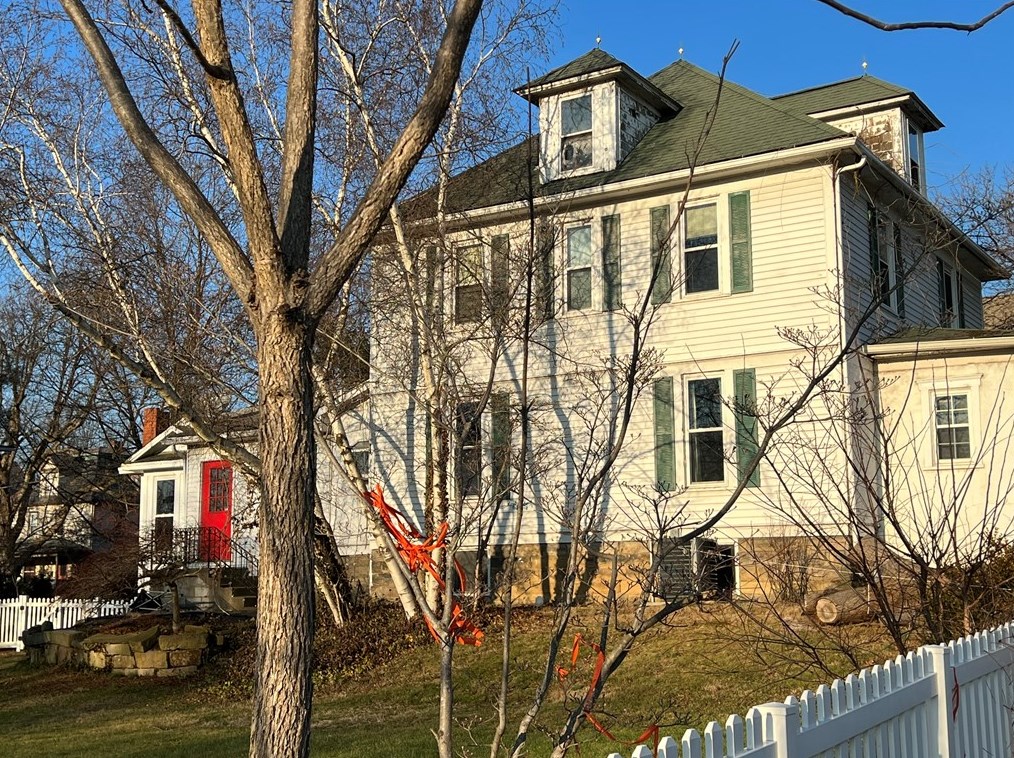 278 Maple St, Slippery Rock, PA 16057