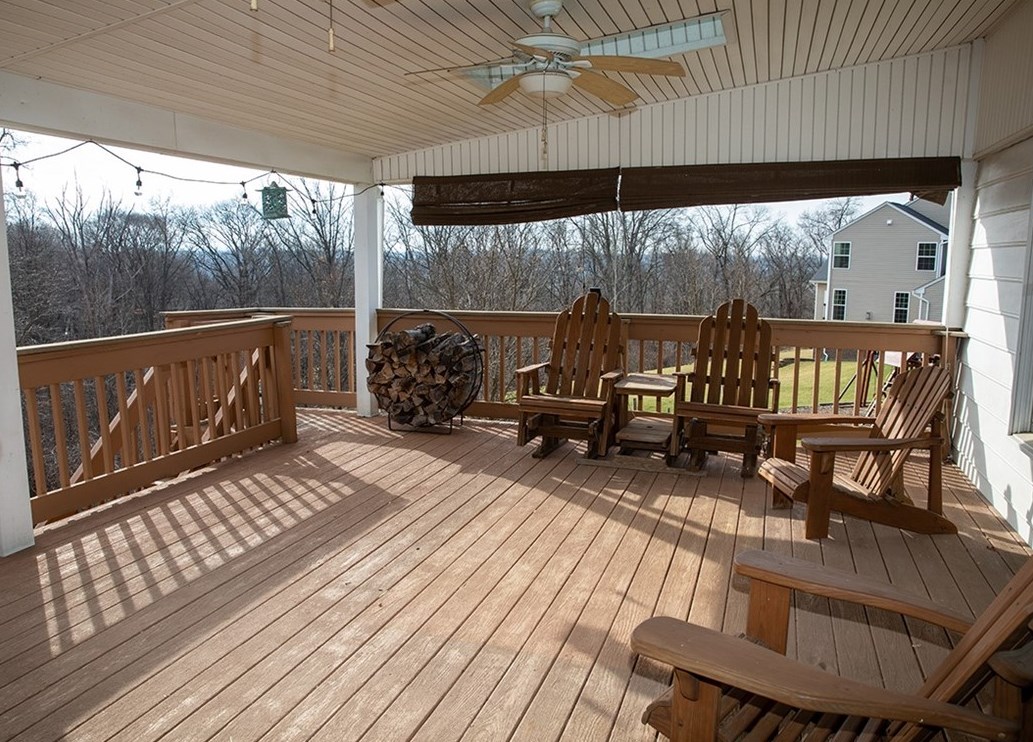 333 Rocky Ridge Rd, Bethel Park PA  15102-2231 exterior