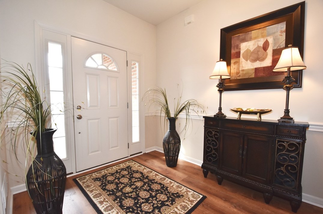 1025 Kellington Dr, Collier Township, PA 15106-1592