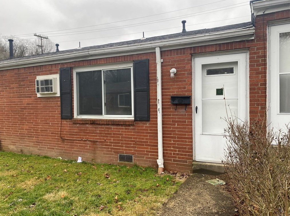 1 Penn Ridge Ct #17, Pittsburgh, PA 15235