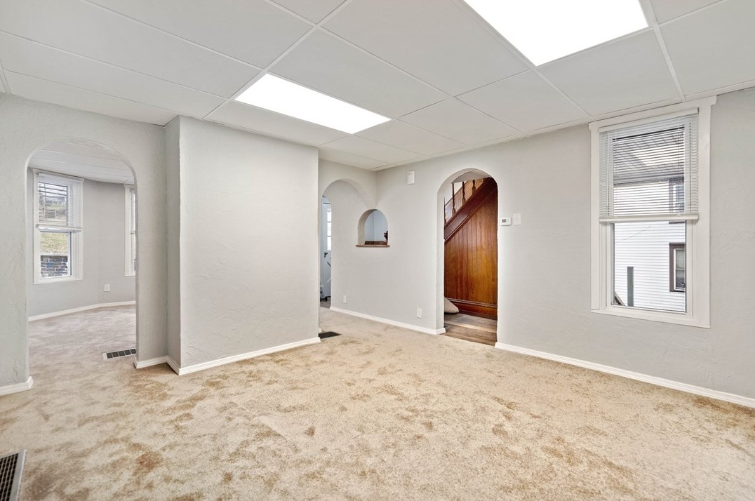 550 W Chestnut, Washington, PA 15301