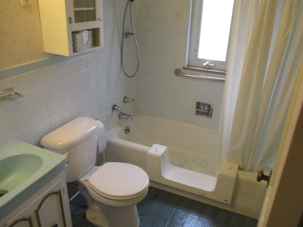 2716 Phillips, Glenshaw, PA 15116