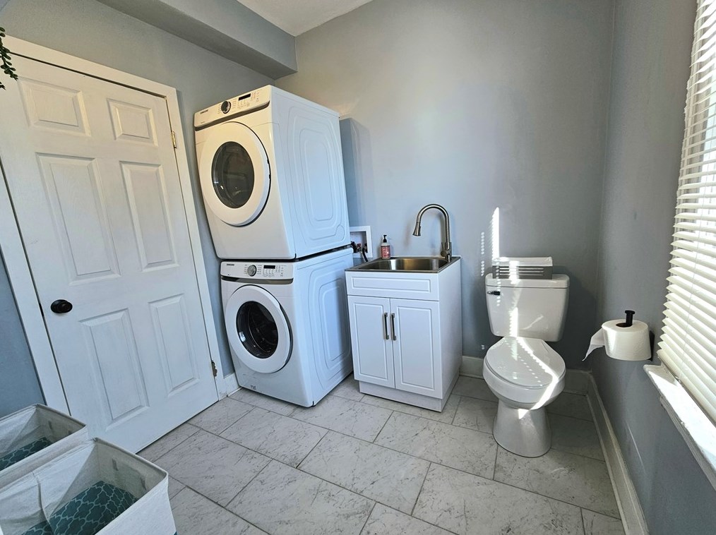 1250 Allison Ave, Washington PA  15301-2049 exterior