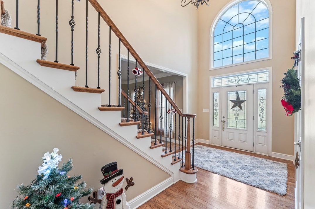 332 Hedgerow Dr, Venetia, PA 15367-2102
