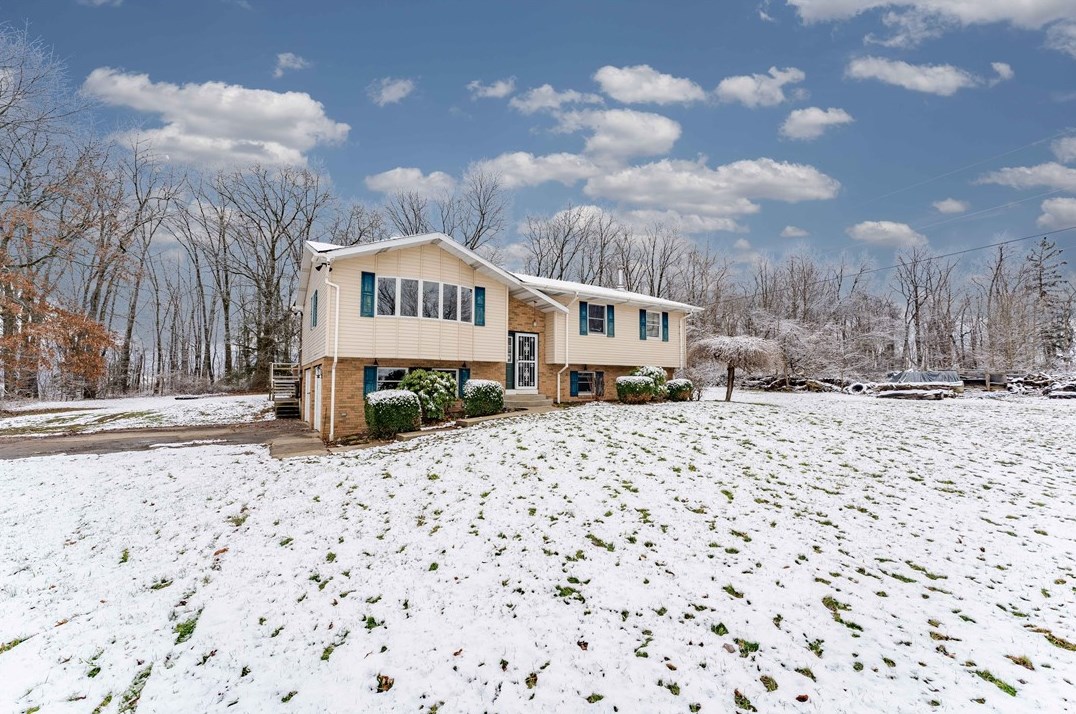 2901 Morgantown Rd, Smithfield, PA 15478