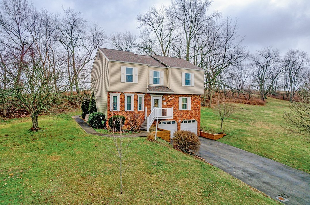 116 Damian Ct, Jeannette, PA 15644