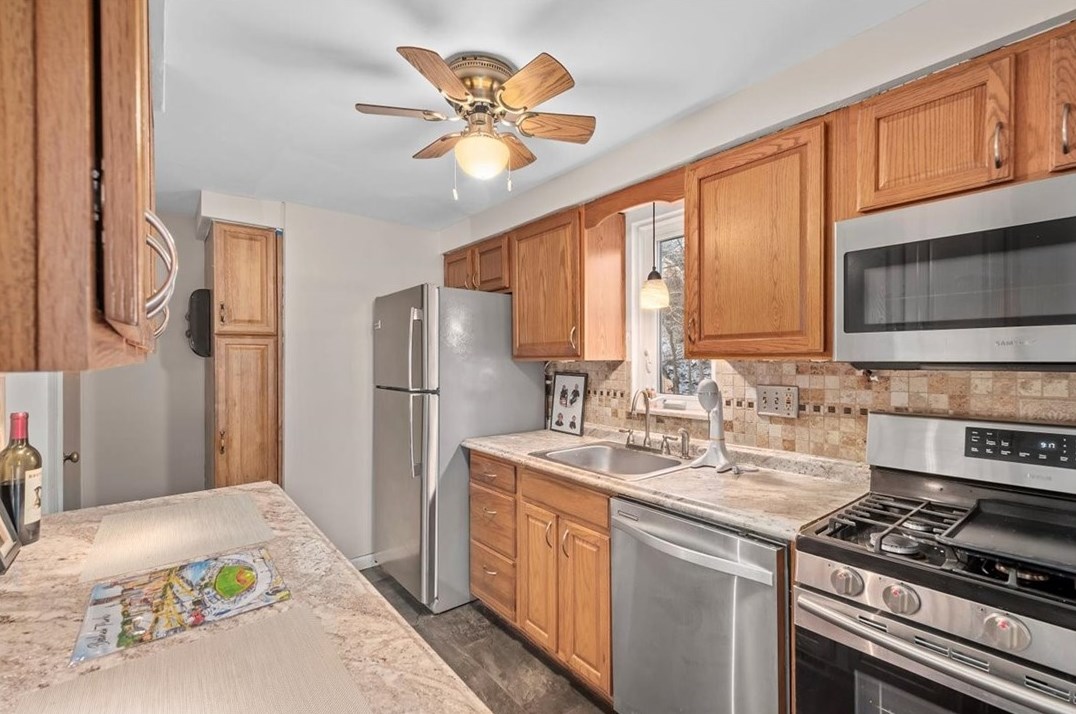 110 Logan Rd, Bethel Park PA  15102-1241 exterior