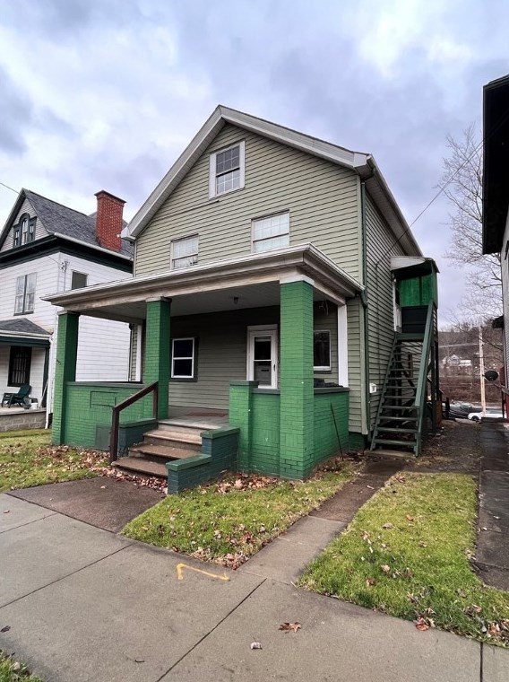 1816 3rd Ave #1, New Brighton, PA 15066