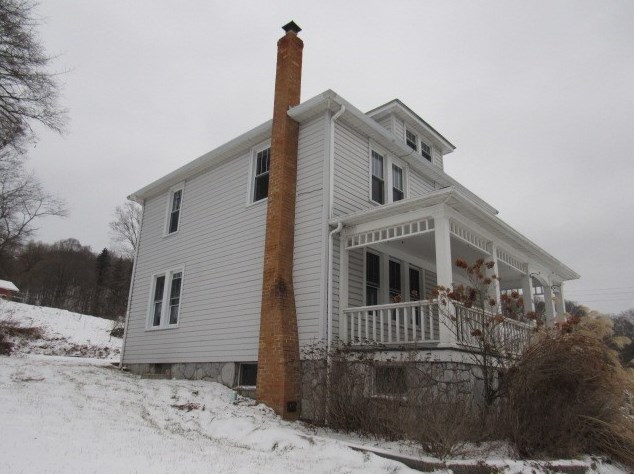 1181 Soap Hollow Rd, Johnstown, PA 15905