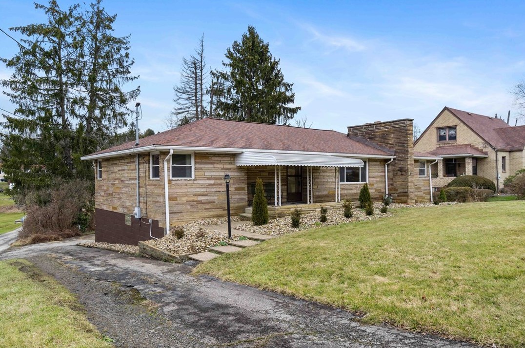 12421 Lincoln Way, North Huntingdon, PA 15642