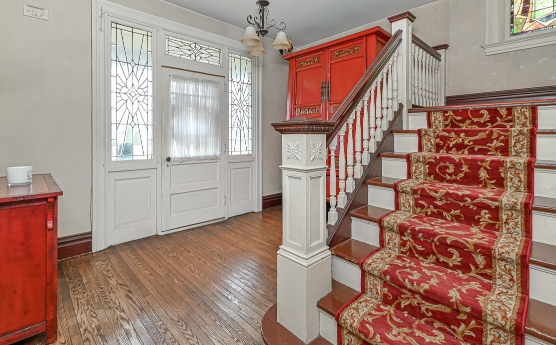 2114 Mt Royal Blvd, Glenshaw, PA 15116