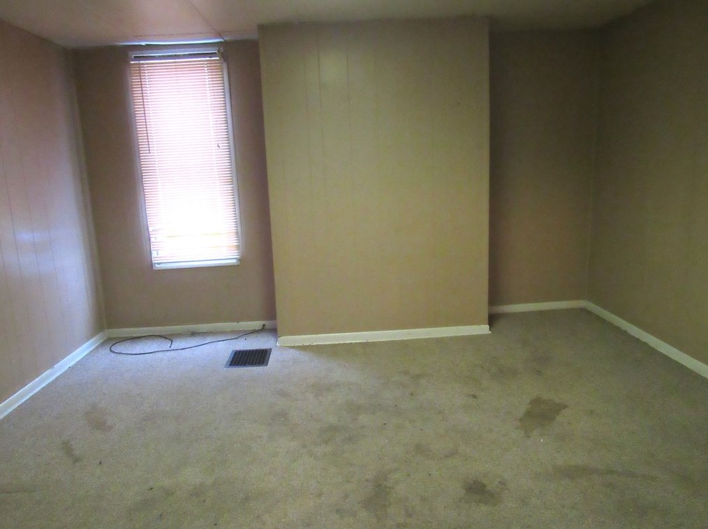 115 Zeigler Ave, Butler PA 16001-6133 exterior