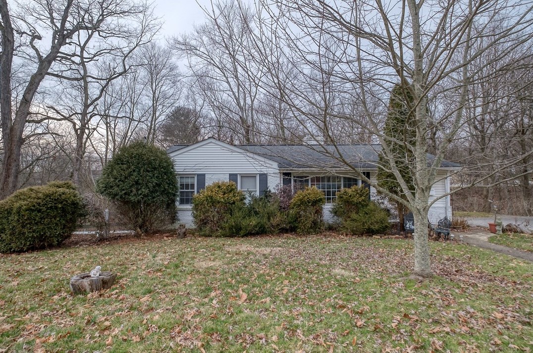 10 Oakwood Terrace, Oakmont, PA 15139