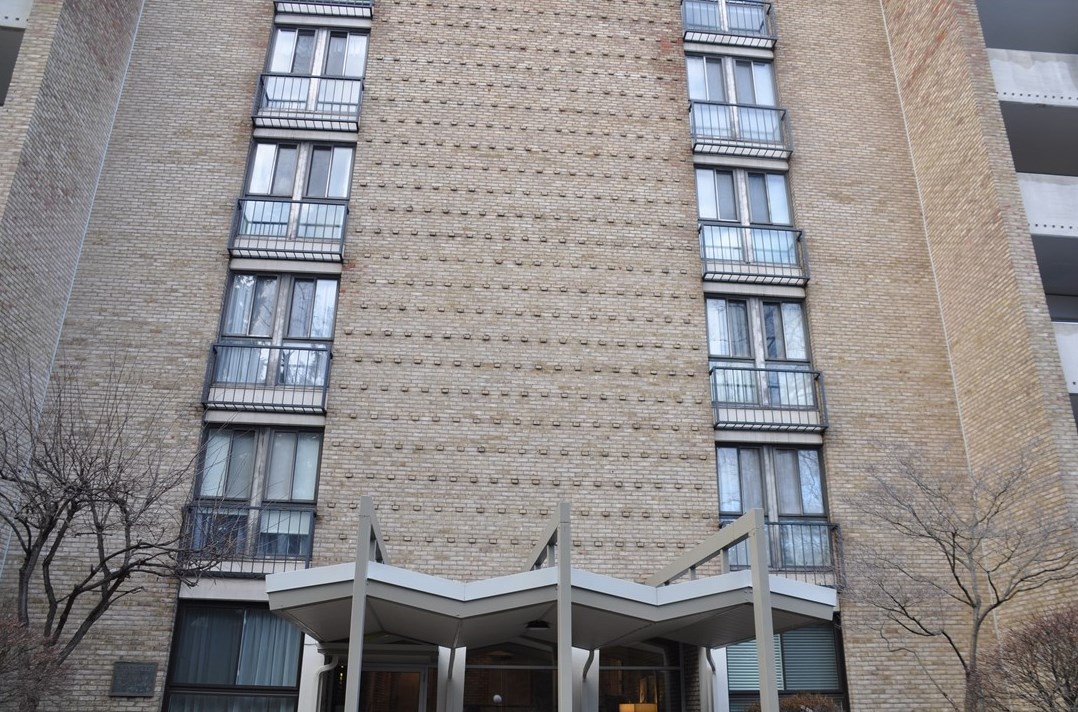 55 Highland Rd #406, Bethel Park, PA 15102