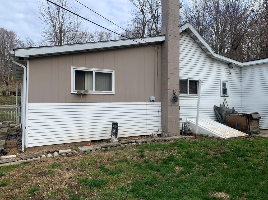 3811 41st Ave, New Brighton, PA 15066