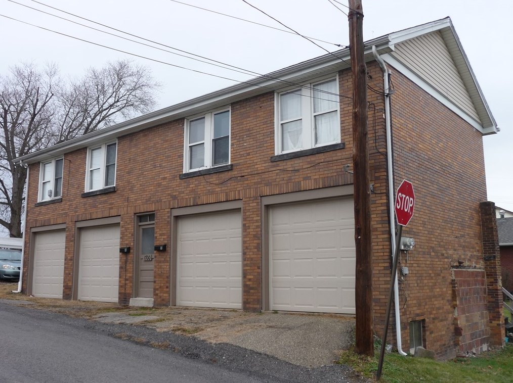 1700 6th St, New Brighton, PA 15066