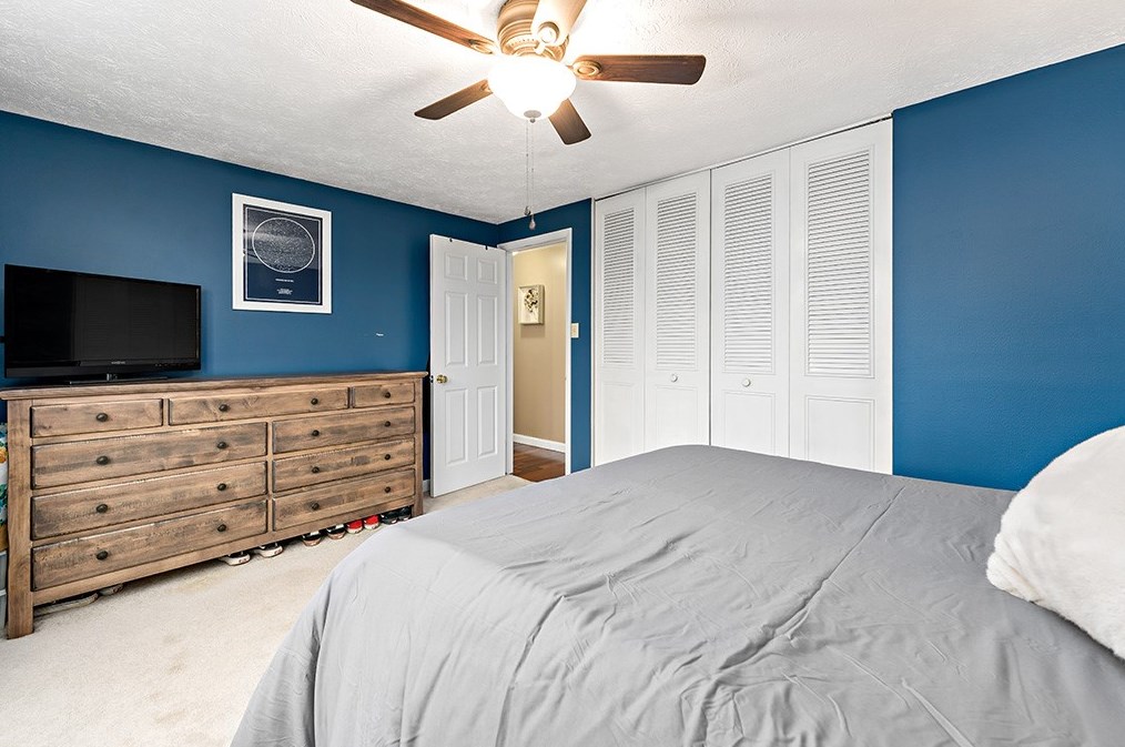 1380 Beau St, Washington PA  15301-9509 exterior