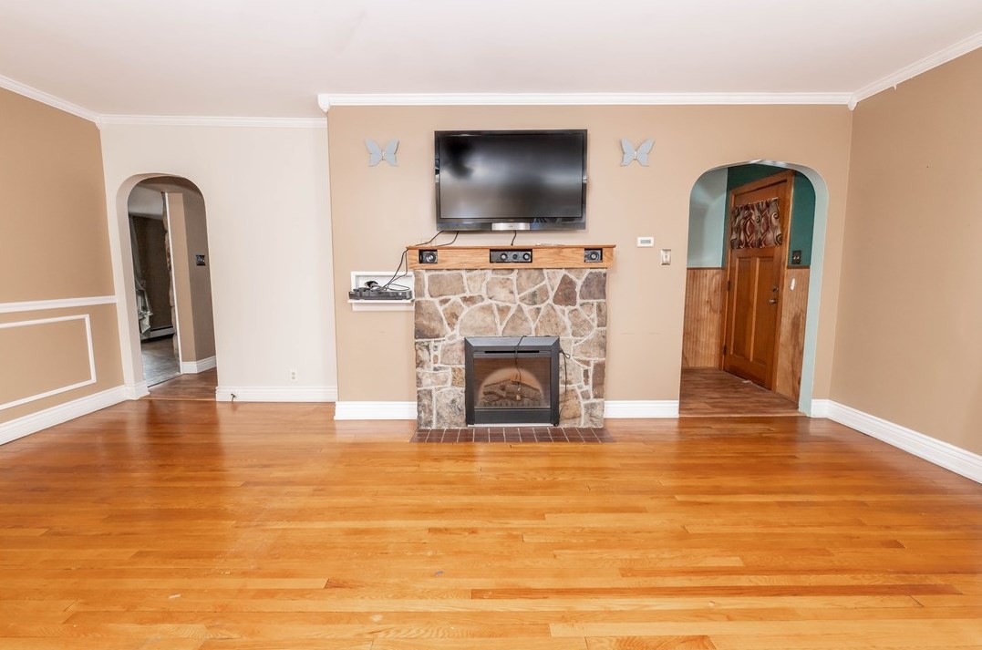 246 Oak St, Indiana PA  15701-2038 exterior