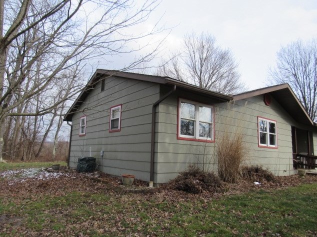 188 Burgess Field Rd, Oliphant Furnace, PA 15401-6341