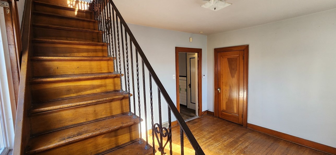 529 Collins Ave, East Pgh PA  15112-1107 exterior