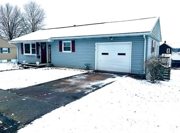 933 Abbott St, Latrobe, PA 15650