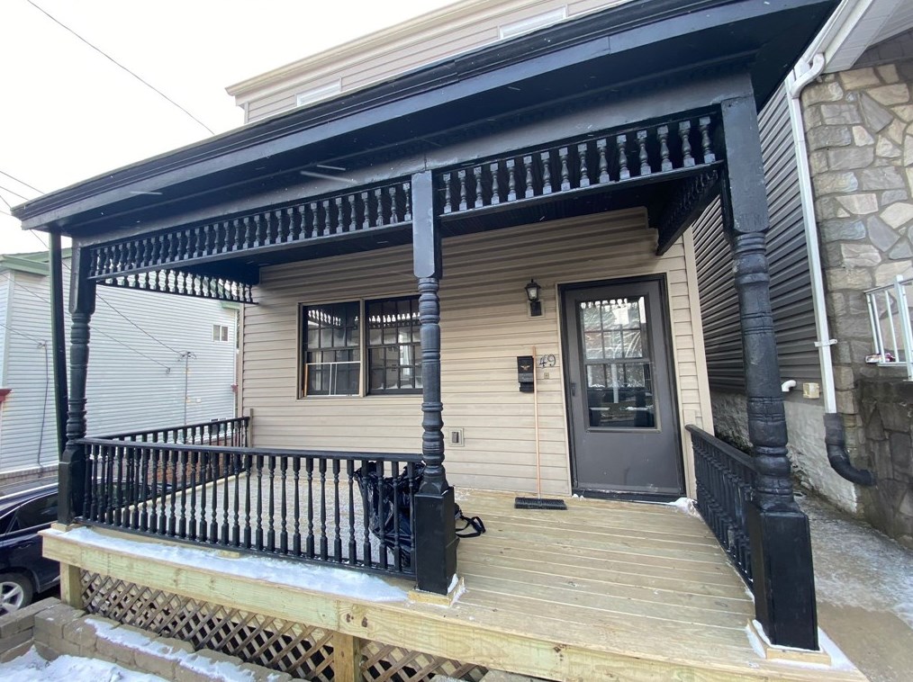 49 Albert St, Pittsburgh, PA 15211