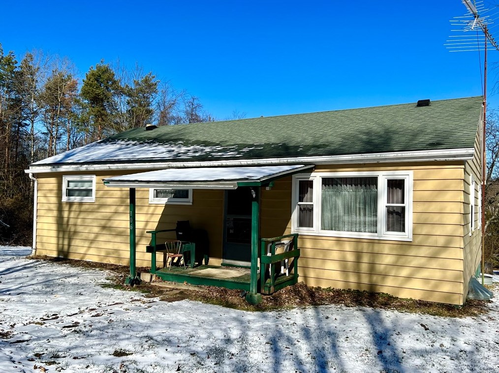 106 Leitem Ln, Chicora, PA 16025-3634