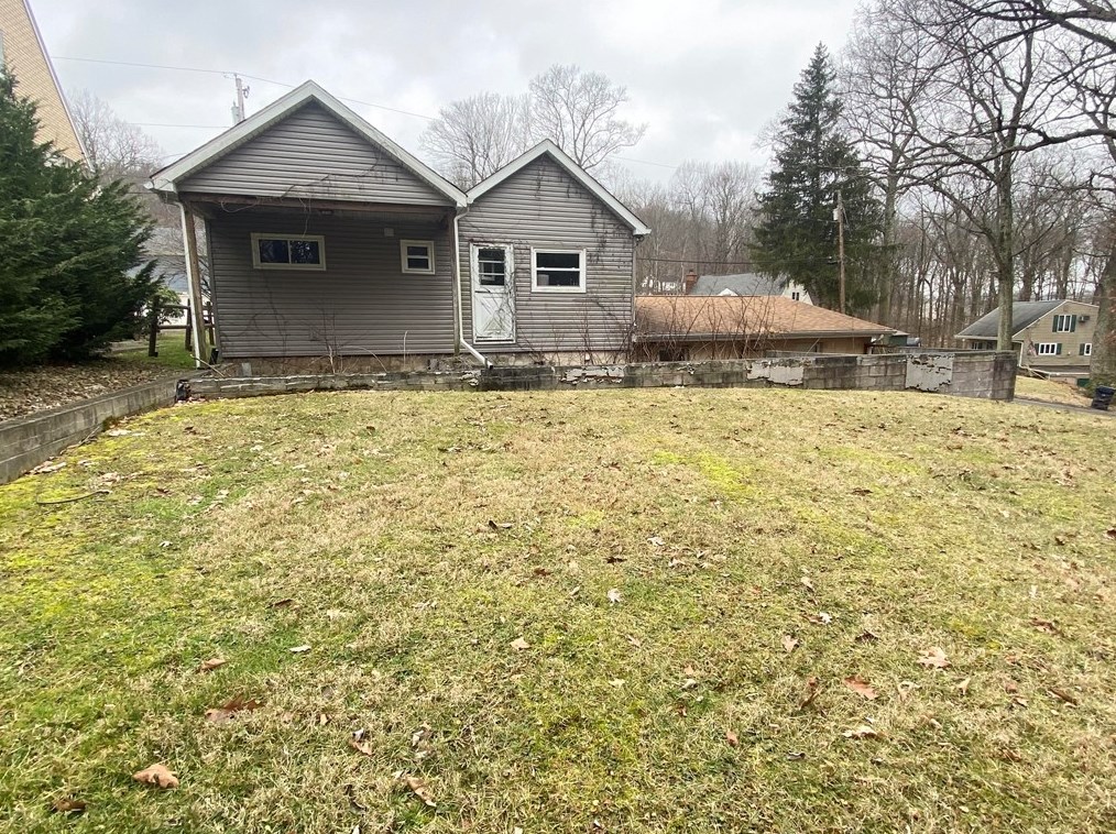 119 Plum Dr, Trafford, PA 15085