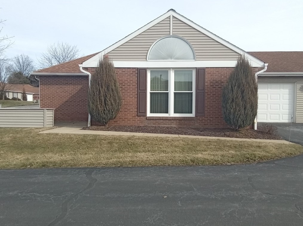 501 Surrey Ln, Butler, PA 16001