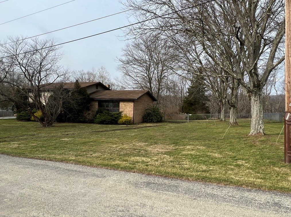 84 Edgewood St, Blairsville, PA 15717-8840