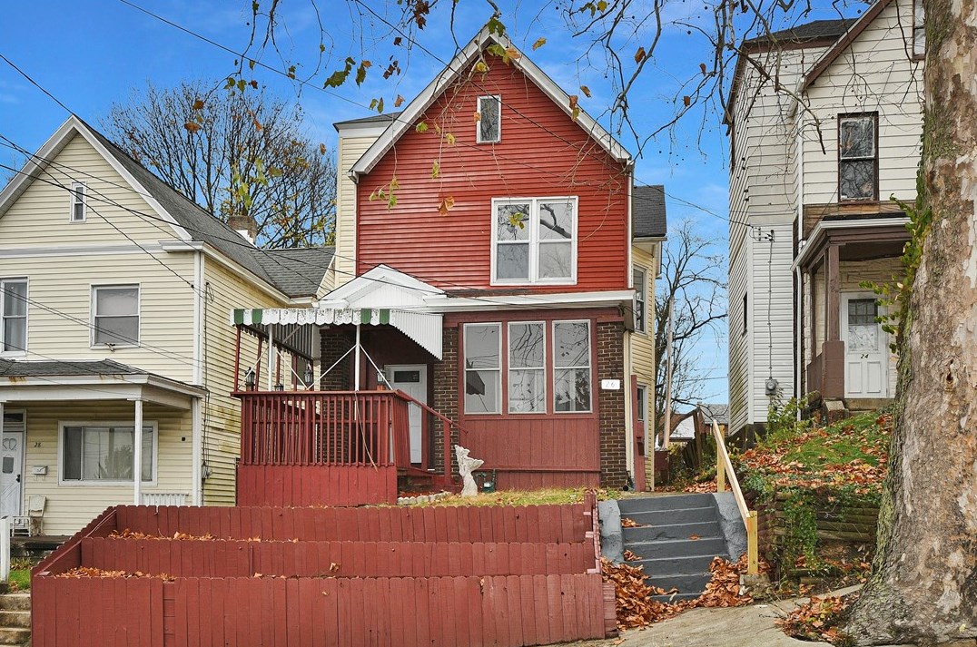 26 Lawson Ave, Pittsburgh, PA 15205