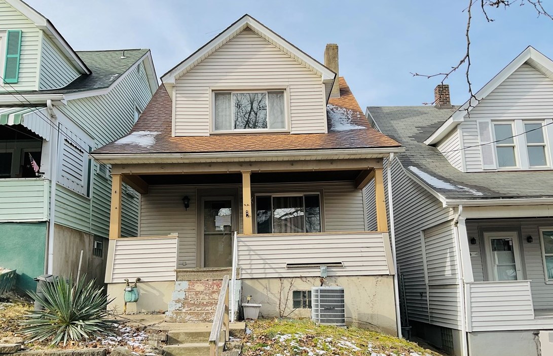 1806 Powers St, McKeesport, PA 15132
