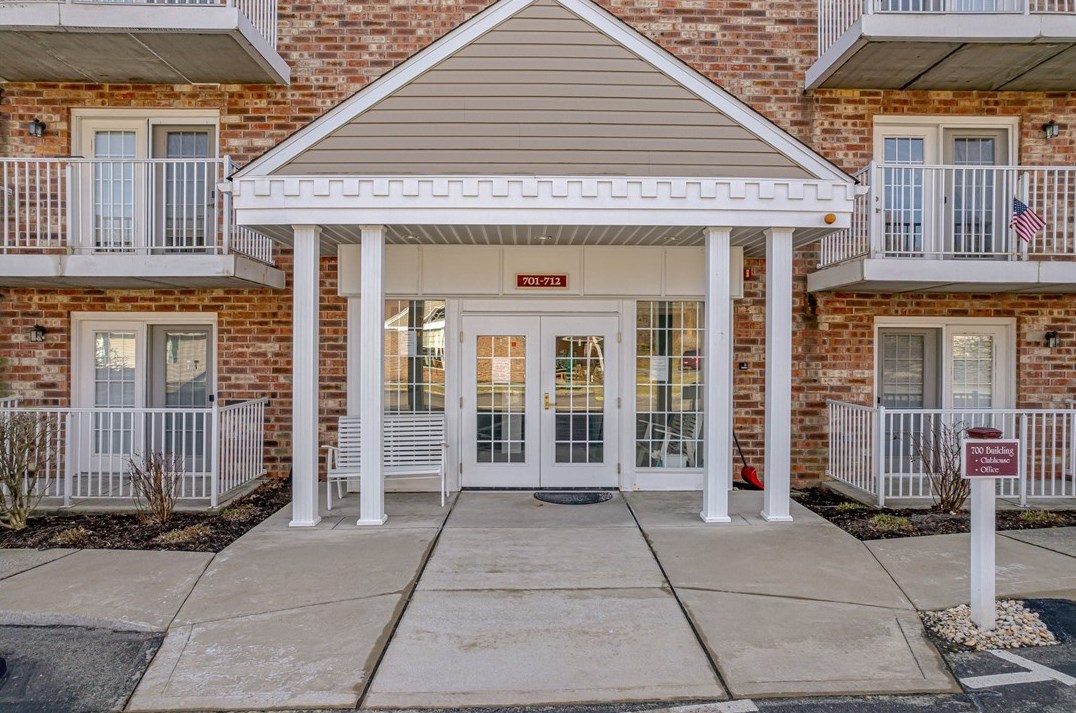 708 Redmont Pl, Greensburg, PA 15601-1098