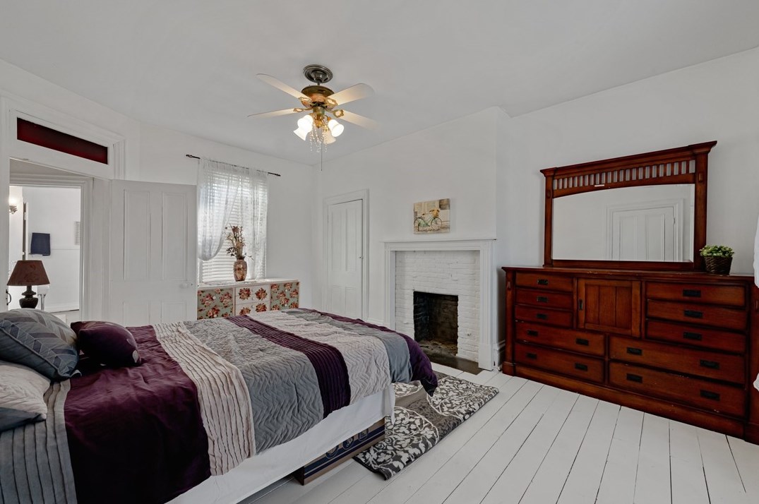639 Walnut St, North Huntingdon PA  15642-3533 exterior