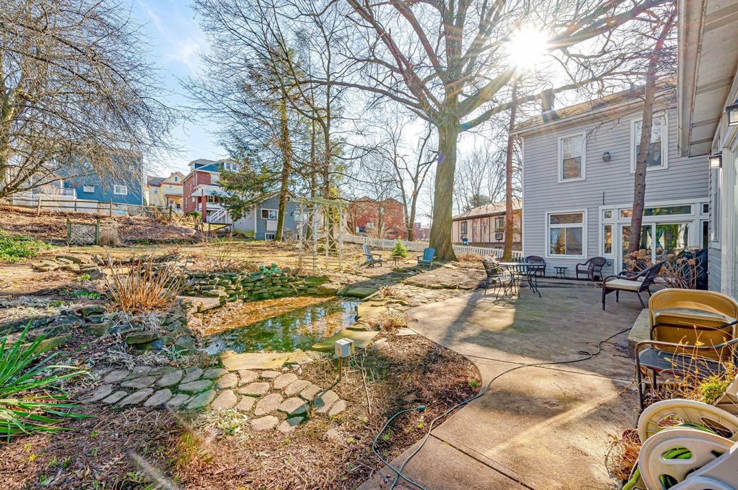 639 Walnut St, North Huntingdon PA  15642-3533 exterior