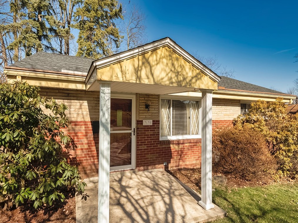 3135 Schieck St, Pittsburgh, PA 15227