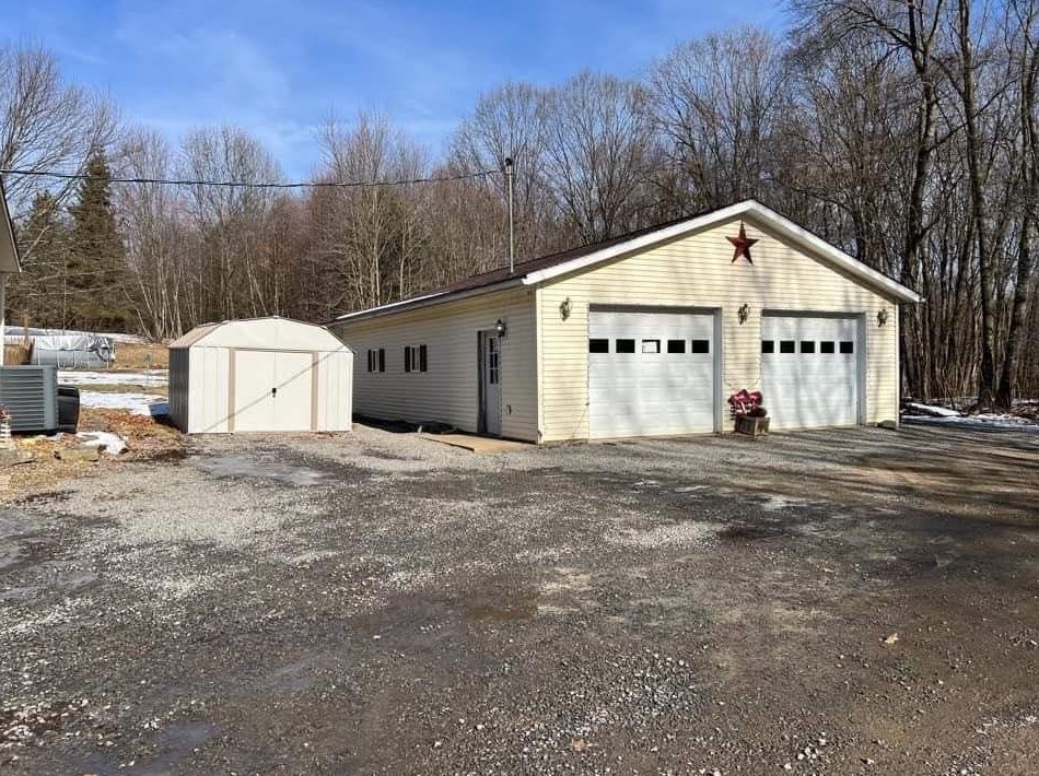 247 Eau Claire Rd, Boyers, PA 16020