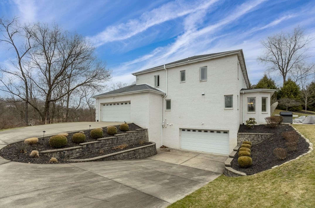 1241 Beams Run Rd, Jefferson Hills, PA 15025