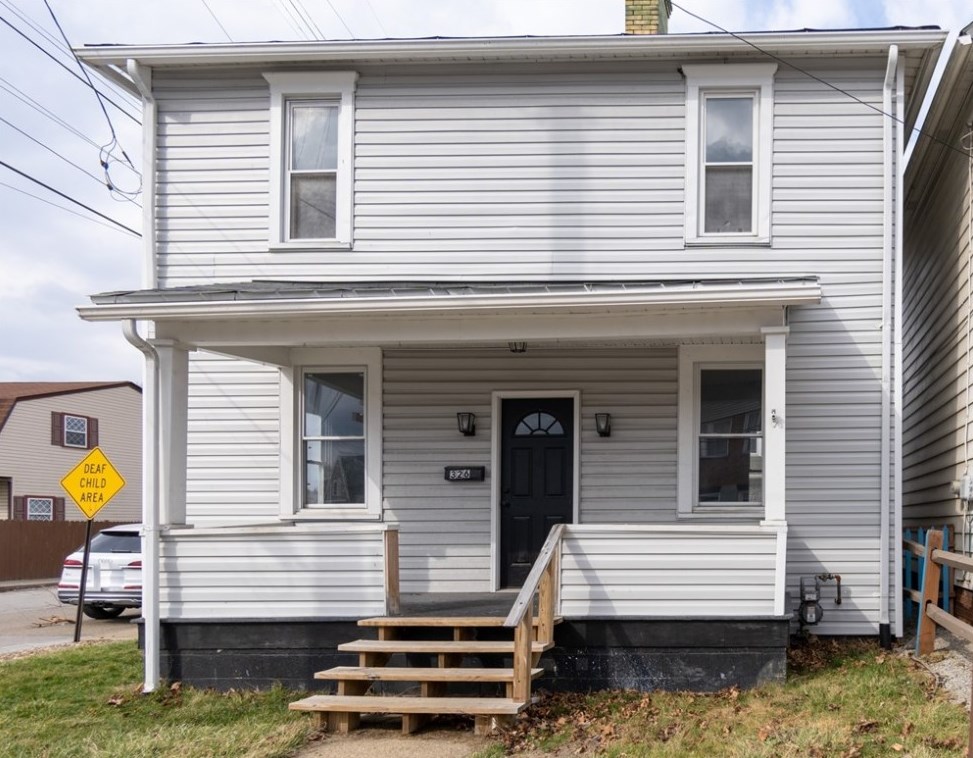 326 Mercer Ave, New Brighton, PA 15066