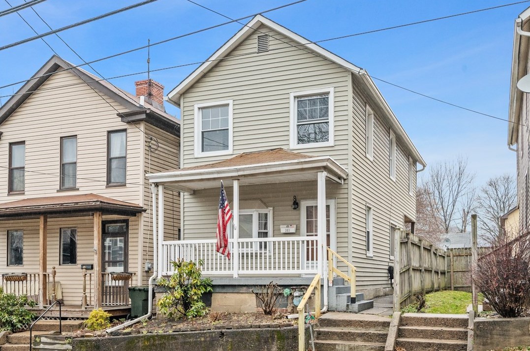 383 Hulton Rd, Oakmont, PA 15139