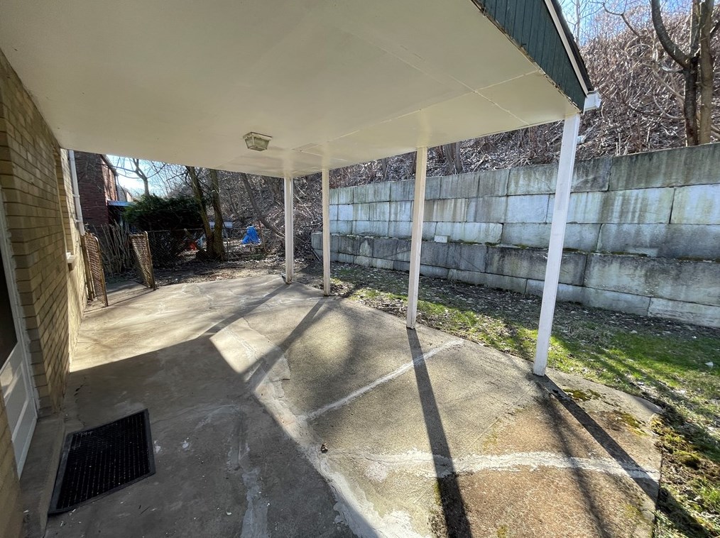 8106 Chaske St, Verona, PA 15147