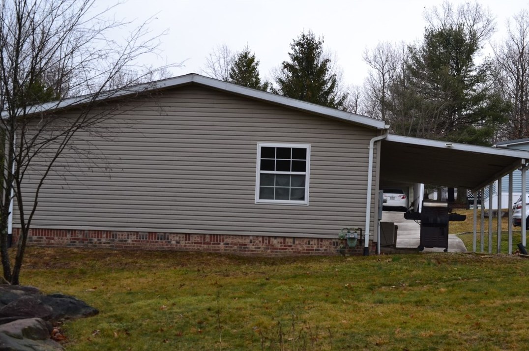 801 Center St, Boswell, PA 15531